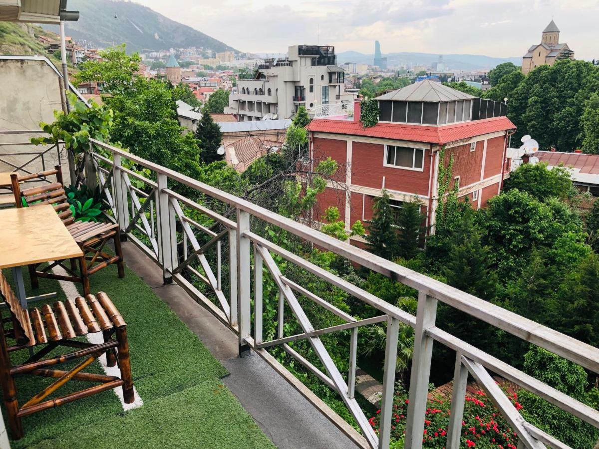 Giorgi Apartment Tbilisi Exterior photo